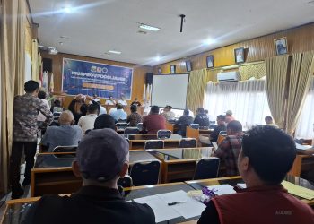 Peserta Musprov PODSI Jambi 2026-2030 mengikuti jalannya sidang di Gedung KONI Jambi, Kamis (18/6/2026). (Dok: Alpin)