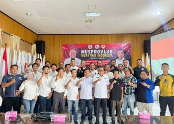 Musyawarah Provinsi Luar Biasa (Musprovlub) Muaythai Indonesia Jambi menetapkan Ronald sebagai Ketua Pengprov MI Jambi masa bakti 2026–2030 secara aklamasi di Aula KONI Provinsi Jambi. (Dok: Alpin)