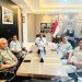 Direktur Operasional PT Jasa Raharja, Ariyandi, bersama Wakil Menteri Ketenagakerjaan RI, Afriansyah Noor, saat menggelar audiensi di Kantor Kementerian Ketenagakerjaan, Jakarta. (Dok: Humas Jasa Raharja)