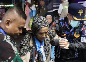 Jemaah haji Kloter BTH 19 asal Kabupaten Merangin dan Kabupaten Kerinci tiba di Asrama Haji Jambi. (Dok: Rudi)