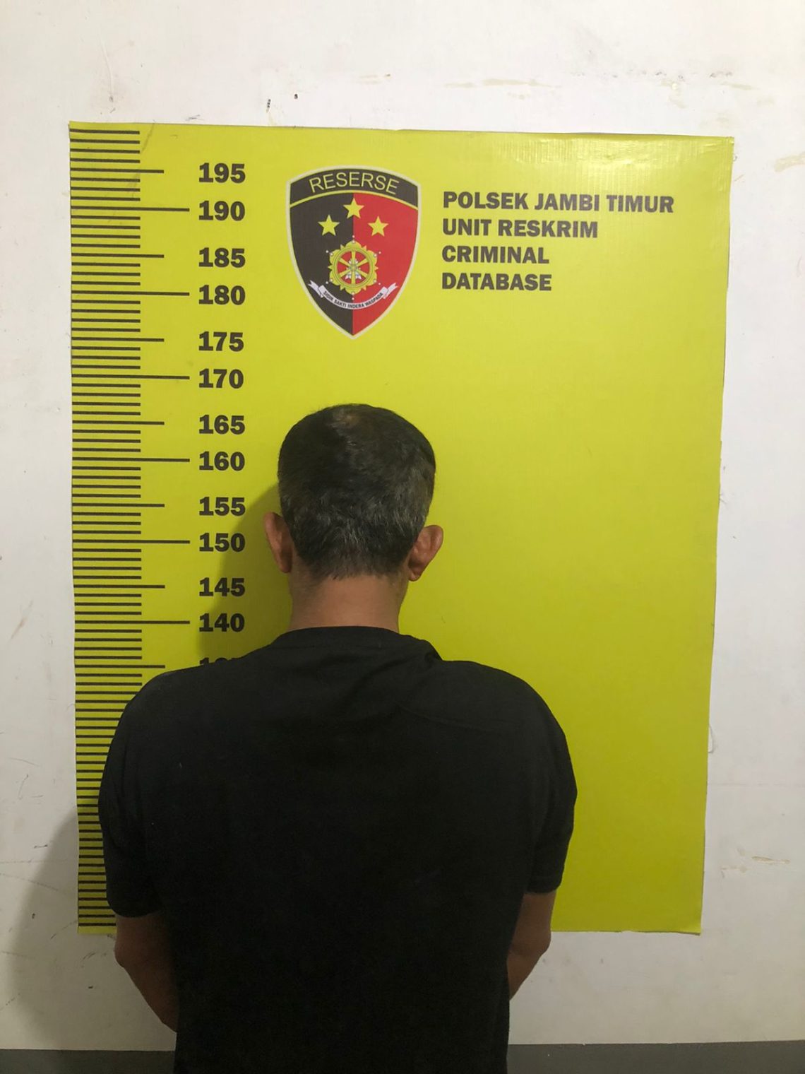 Pelaku pencurian kabel PLN yang berhasil diamankan Polsek Jambi Timur. (Dok: Alpin)