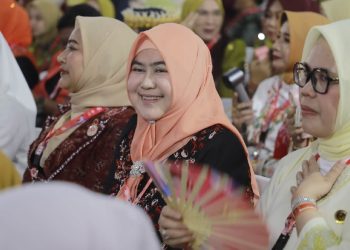 Ketua Dekranasda Kabupaten Tanjung Jabung Barat Hj. Fadhilah Sadat, S.H., menghadiri Syukuran HUT ke-46 Dekranas di Makassar, Sulawesi Selatan. (Dok: Diskominfo Tanjab Barat)