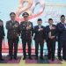 Gubernur Jambi Al Haris bersama Kapolda Jambi Irjen Pol. Krisno Halomoan Siregar dan jajaran Forkopimda menghadiri Upacara Hari Bhayangkara ke-80 di Lapangan Garuda Kantor Gubernur Jambi. (Dok: Rudi)