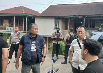 Personel Satresnarkoba Polresta Jambi bersama Tim Srigala Kota menggelar Operasi Antik di kawasan Pulau Pandan, Kelurahan Legok, Kota Jambi.