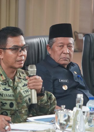 Danrem 042/Gapu Brigjen TNI Nyamin menghadiri rapat persiapan Healthy Cities Summit ke-7 Tahun 2026 yang dipimpin Gubernur Jambi Al Haris di Rumah Dinas Wali Kota Jambi, Sabtu (10/10/2026).